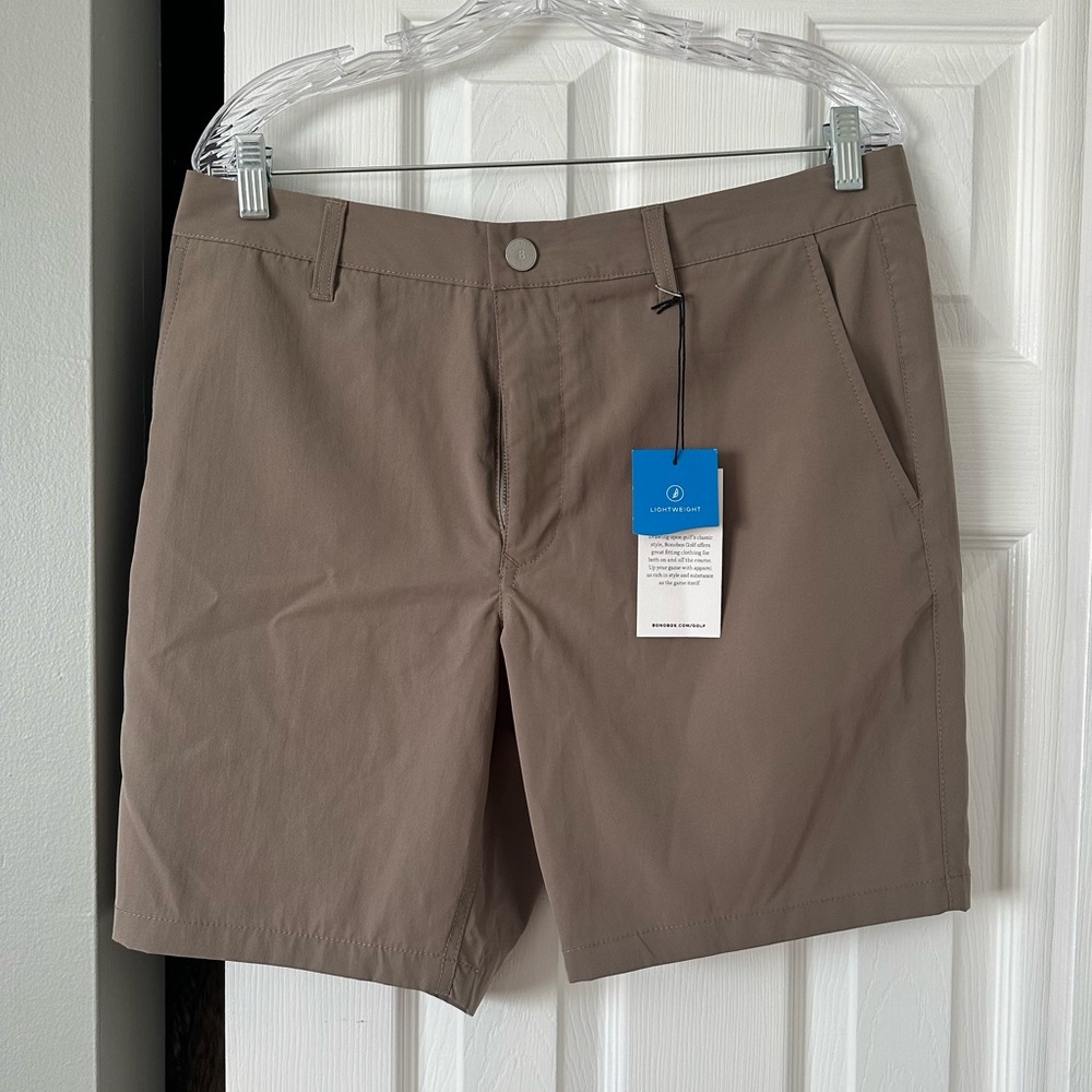Bonobos golf short. Size 34, 8” inseam. Never worn! Tags still attached